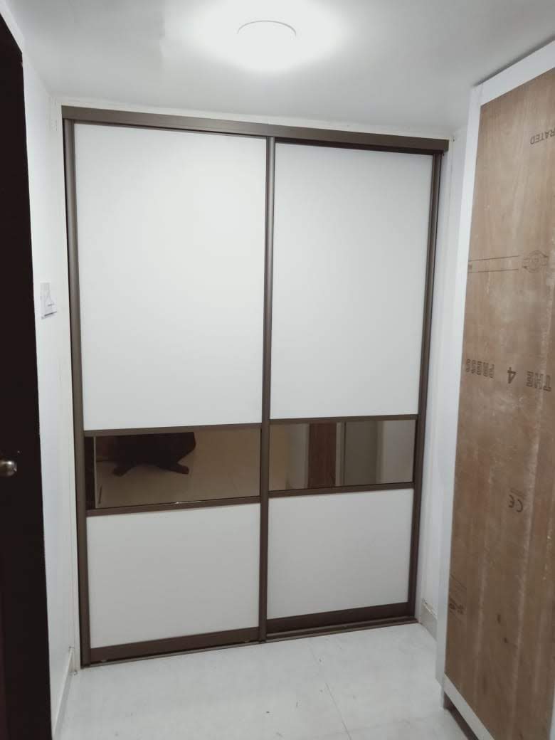 choose-your-lacquer-glass-wardrobe-design-in-gurgaon-gurugram-lowest-price-lacquer-glass-designs-gurgaon-india